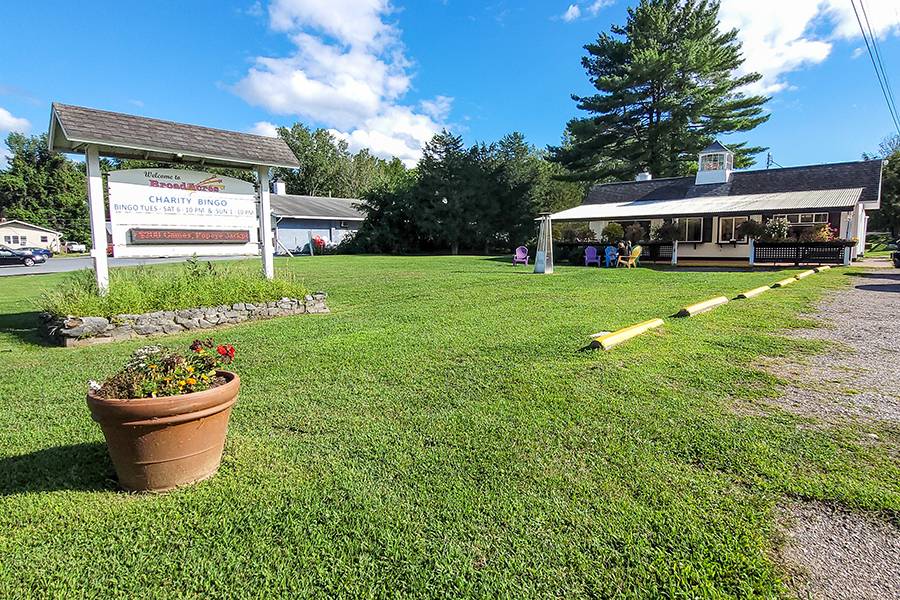 Broad Acres Snack Bar