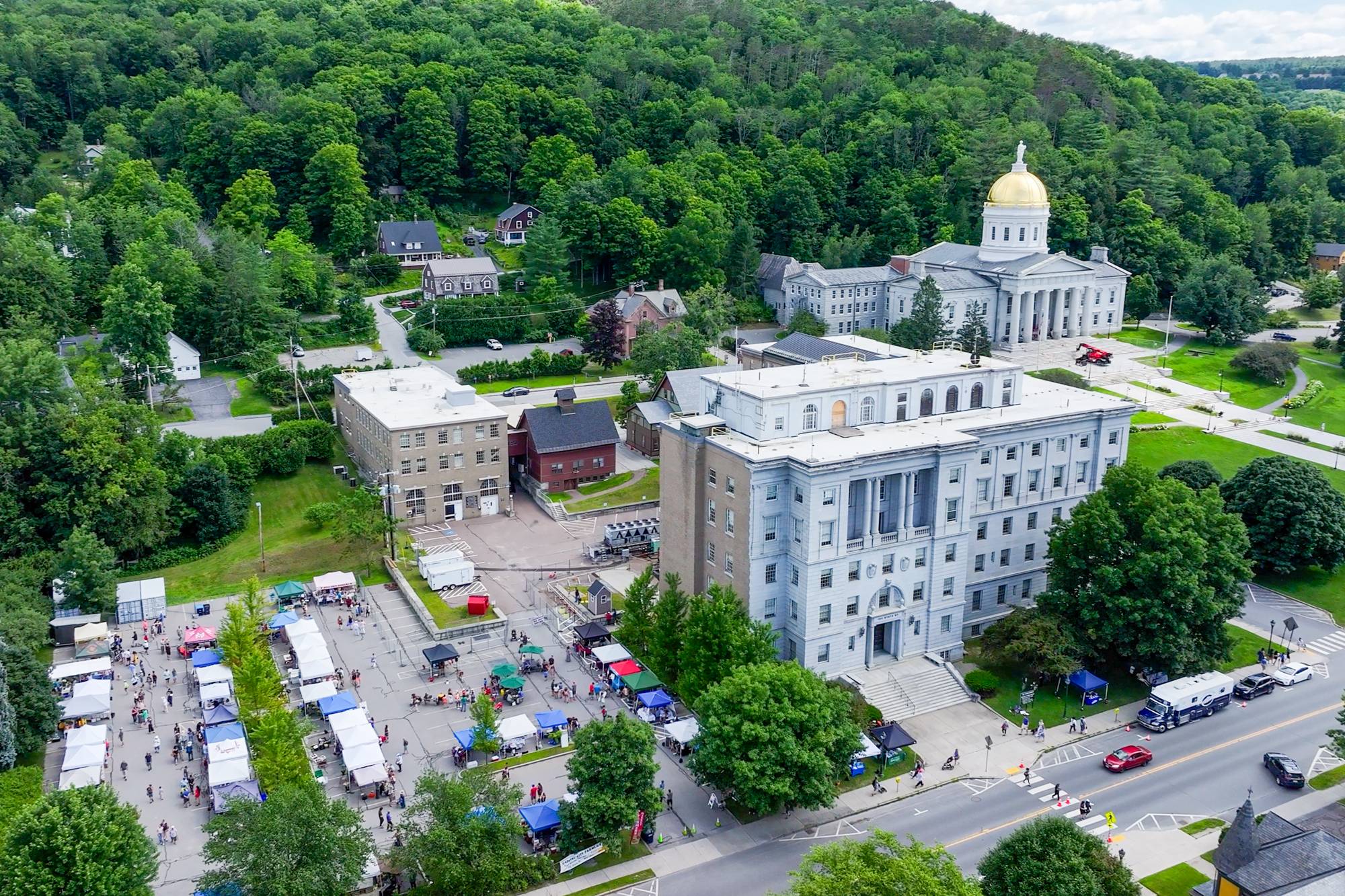 Montpelier Vermont 15 HB Project MONPELIER 1.00 04 24 01.Still007