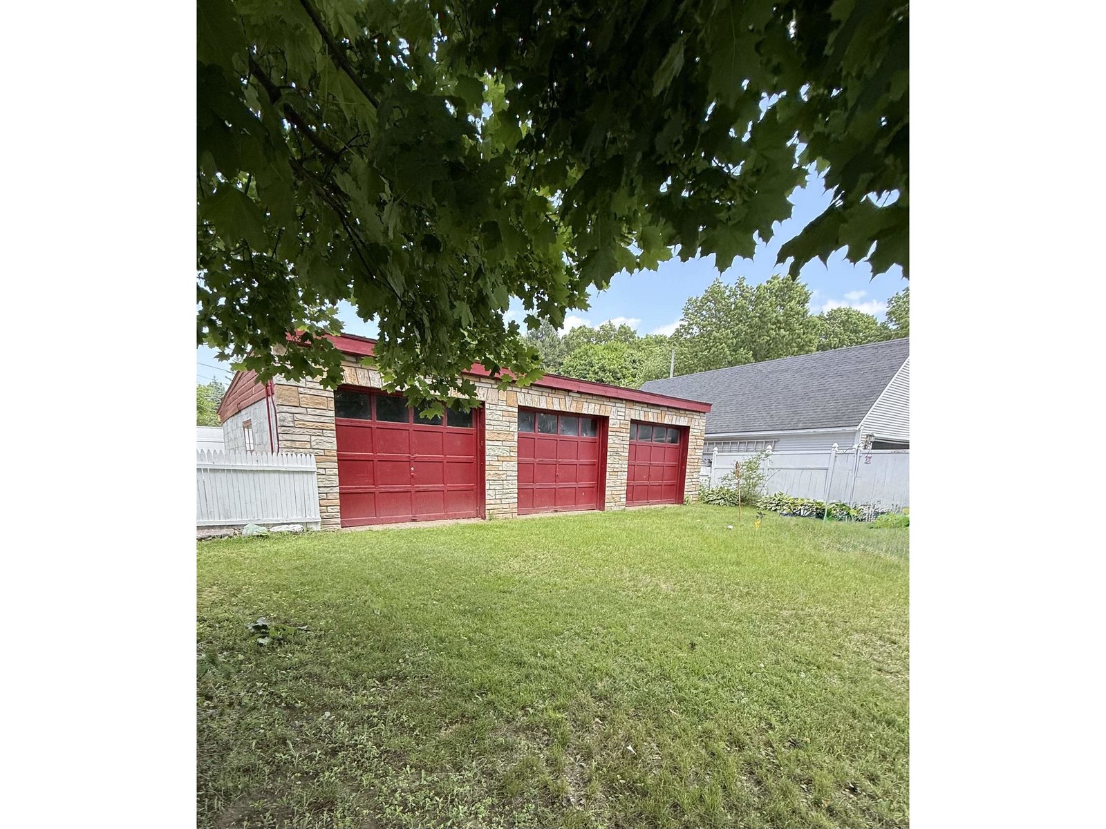 3 bay garage