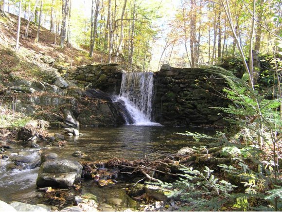  North Hollow Road