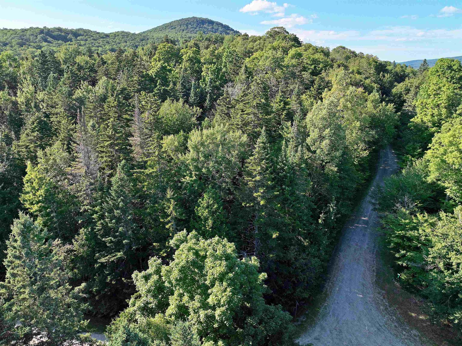 - Old Quarry Road