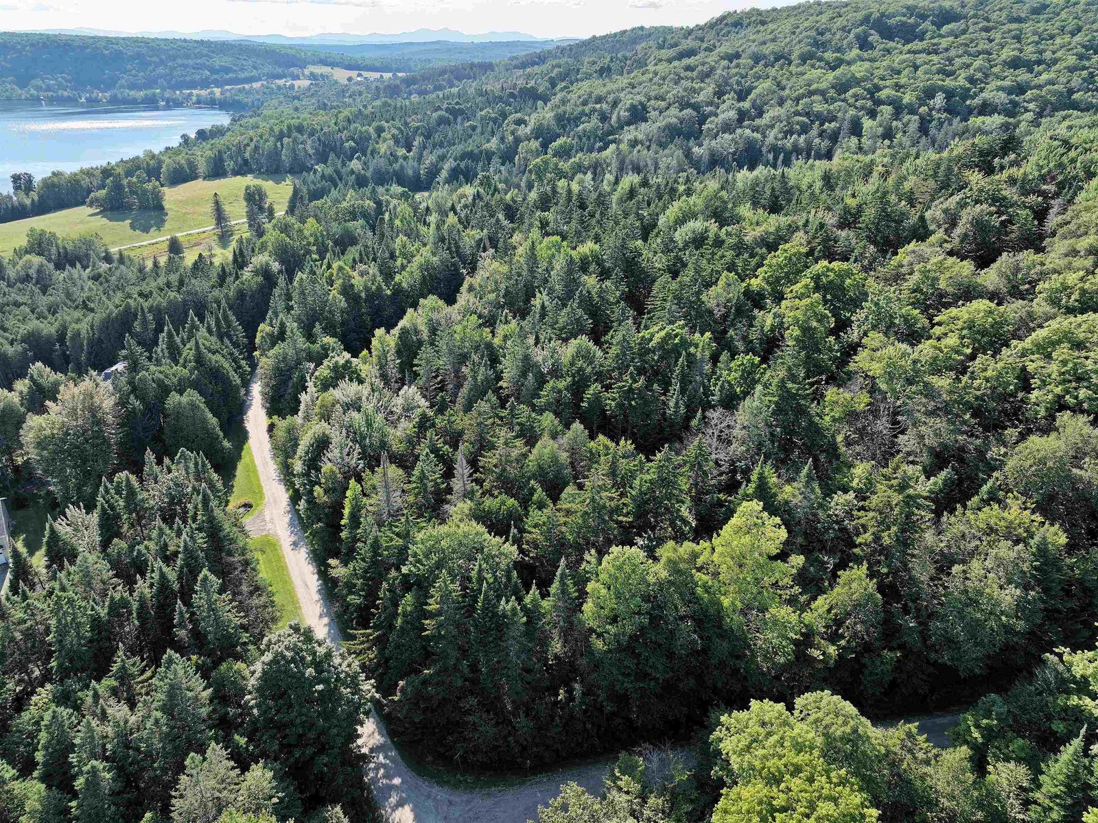 - Old Quarry Road