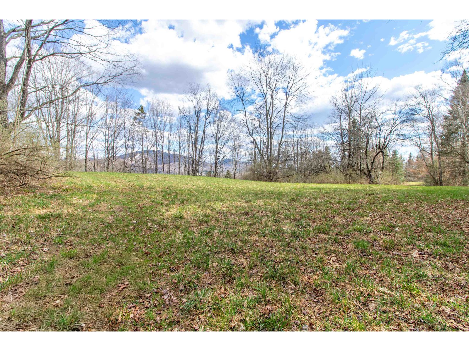 00 Darling Hill Road