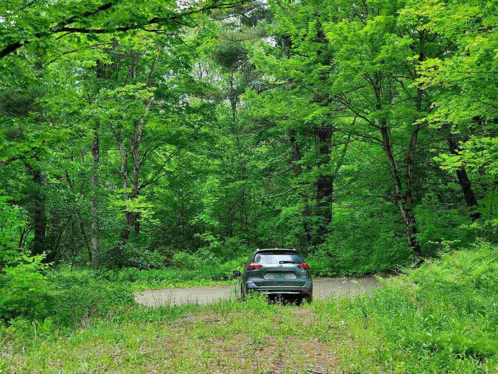 00 River Road