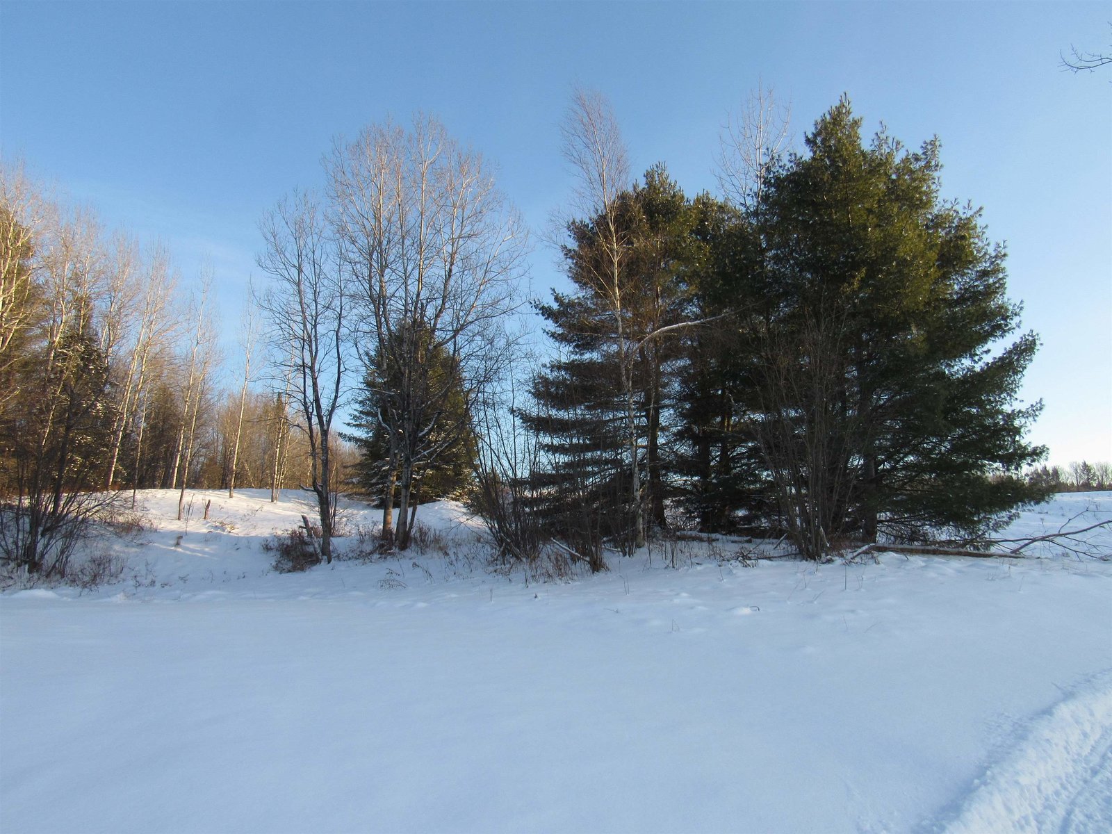 00 River Road