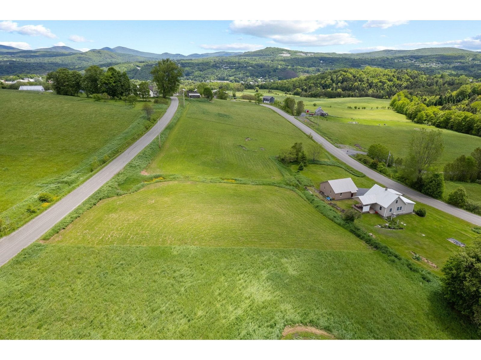 00 Upper Usle Road