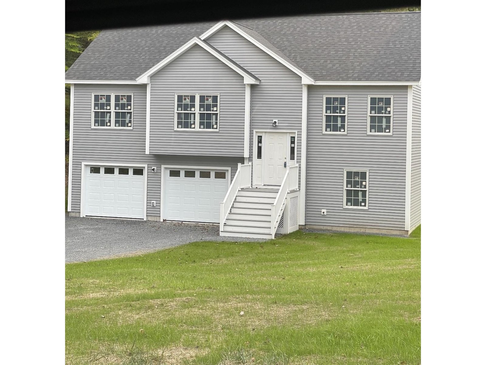 000 Murray Avenue
