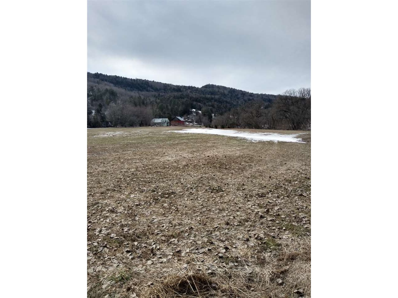 000 River Road