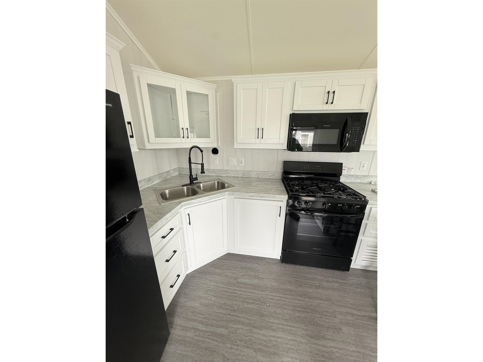 1 Alburg RV Resort Road, Unit D5