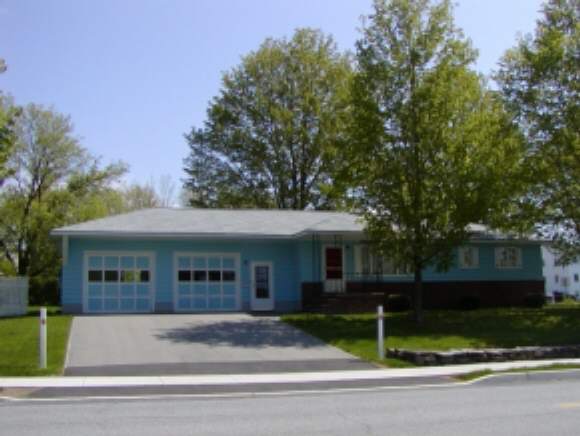 1 Crestview Rd
