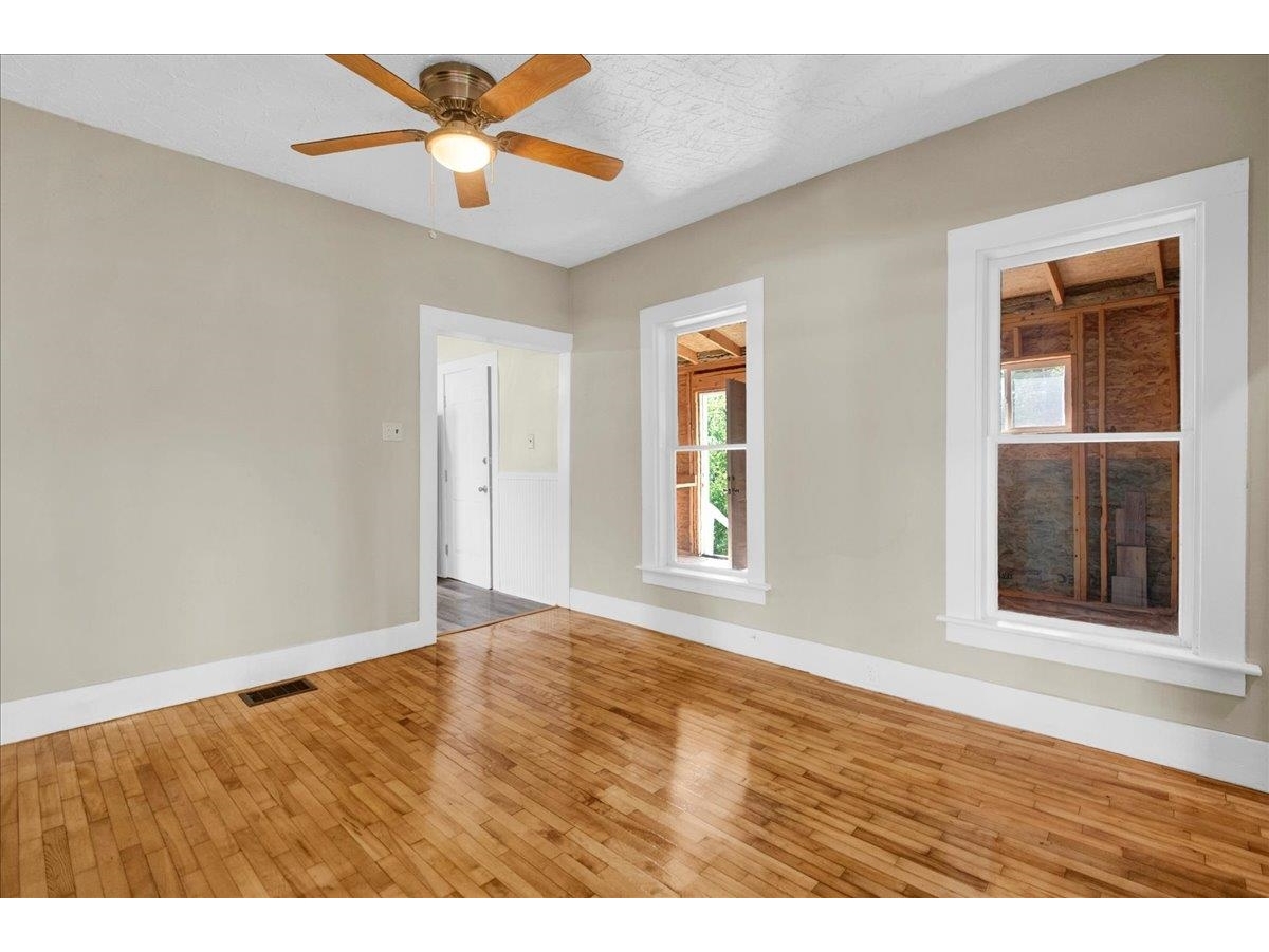 1 Elm Avenue