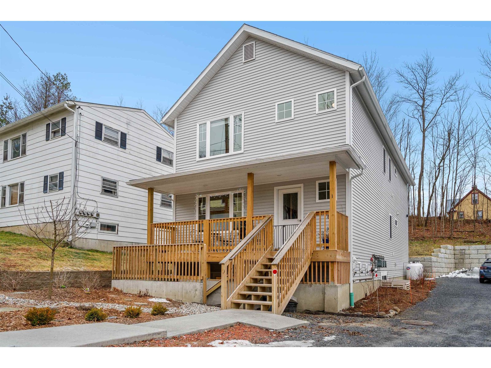 1 Ewing Street, Unit B