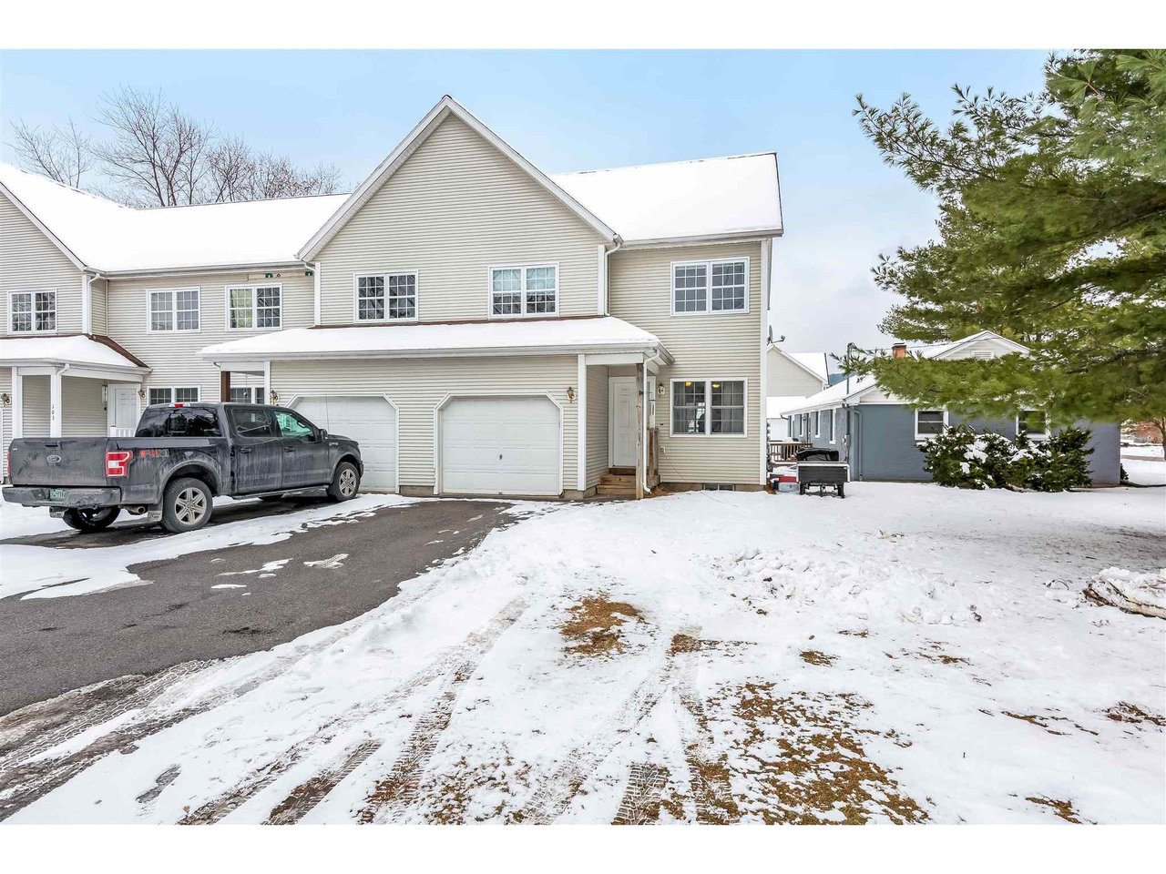 1 Gilbert Square, Unit 101