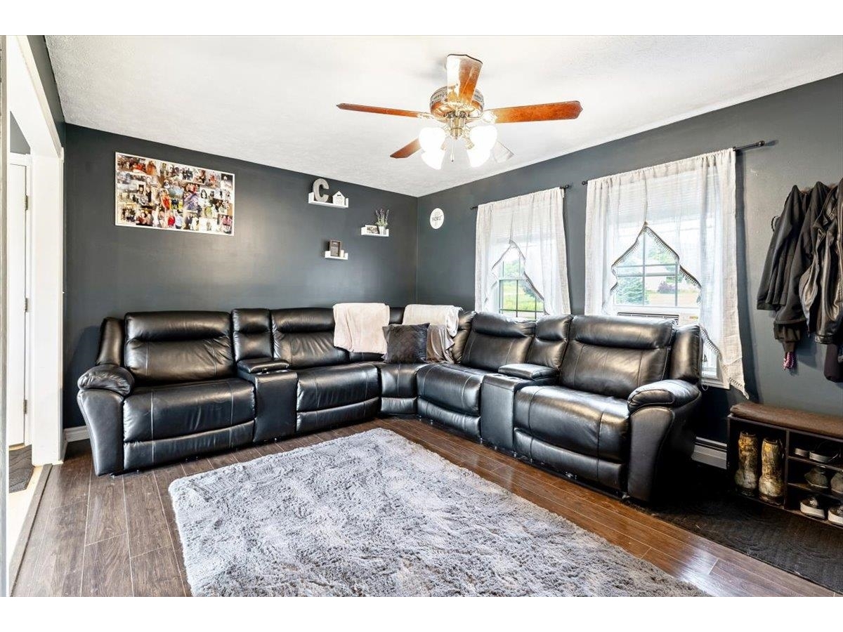 1 Glen Ridge Lane