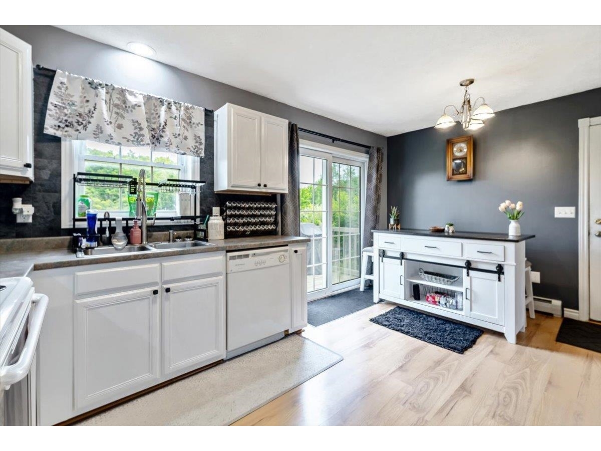 1 Glen Ridge Lane