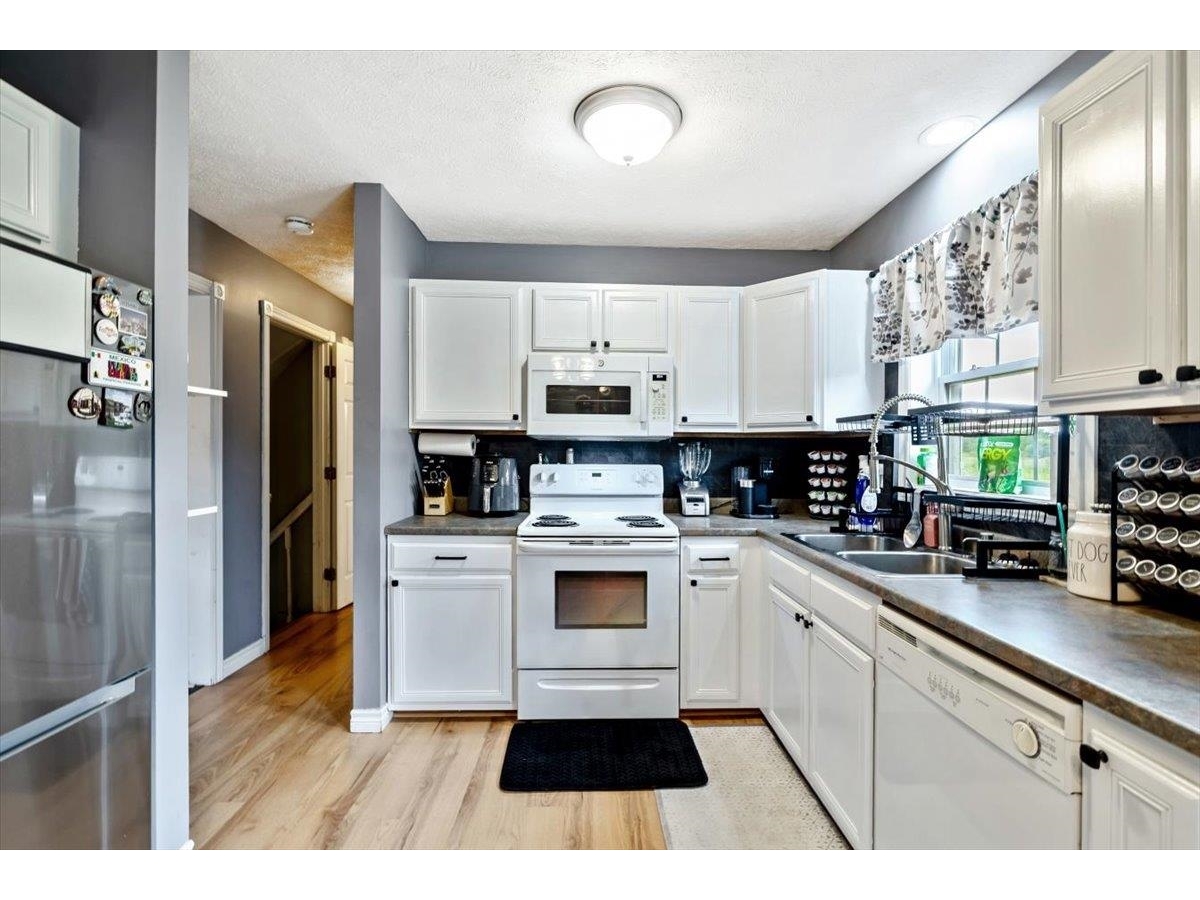 1 Glen Ridge Lane