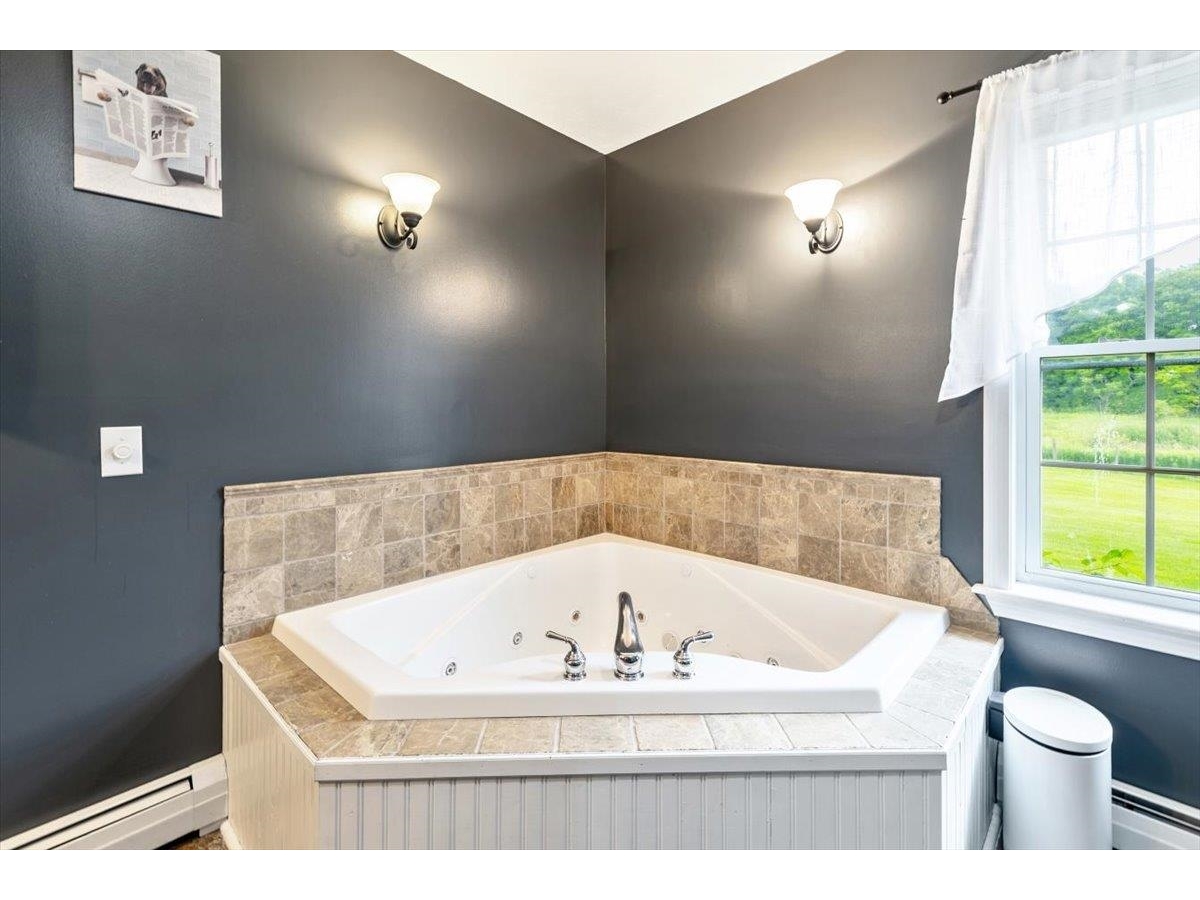 1 Glen Ridge Lane