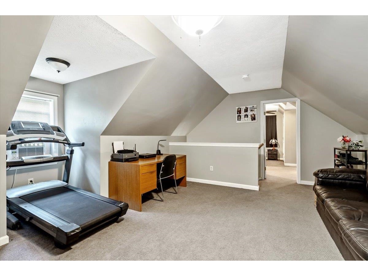 1 Glen Ridge Lane