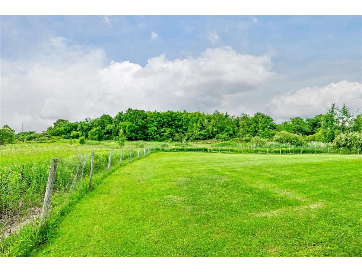 1 Glen Ridge Lane