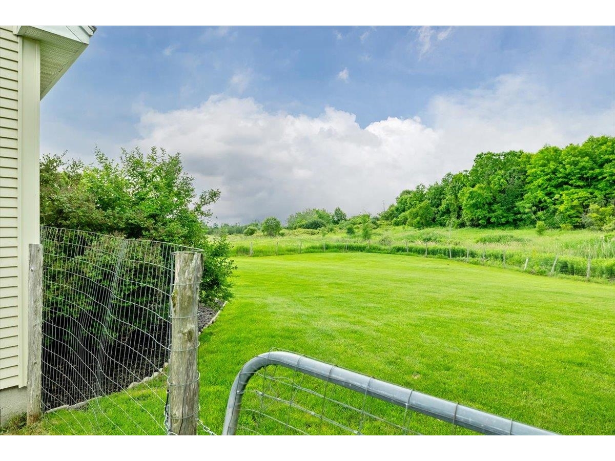1 Glen Ridge Lane