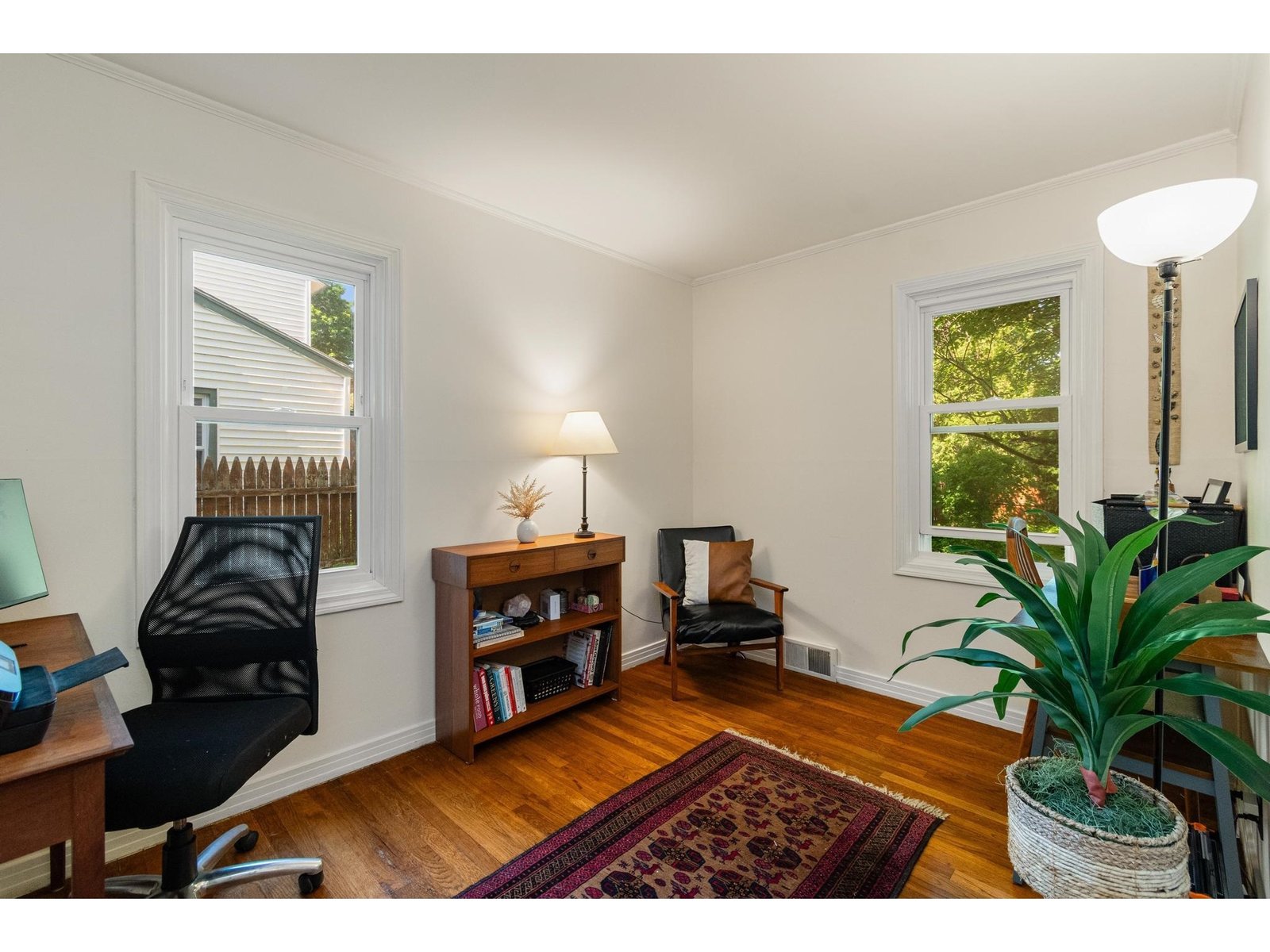 1 Hiawatha Avenue