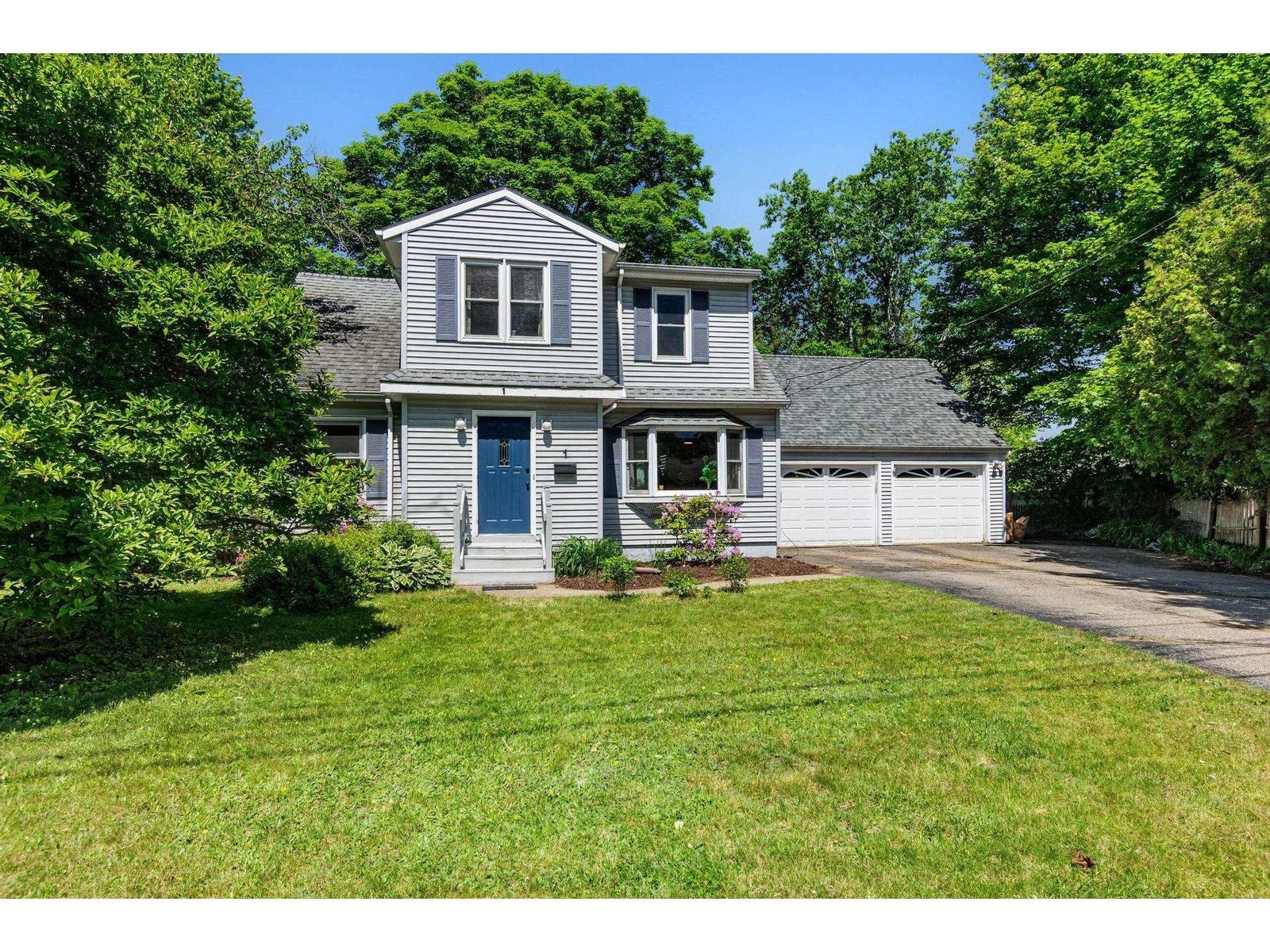 1 Hiawatha Avenue