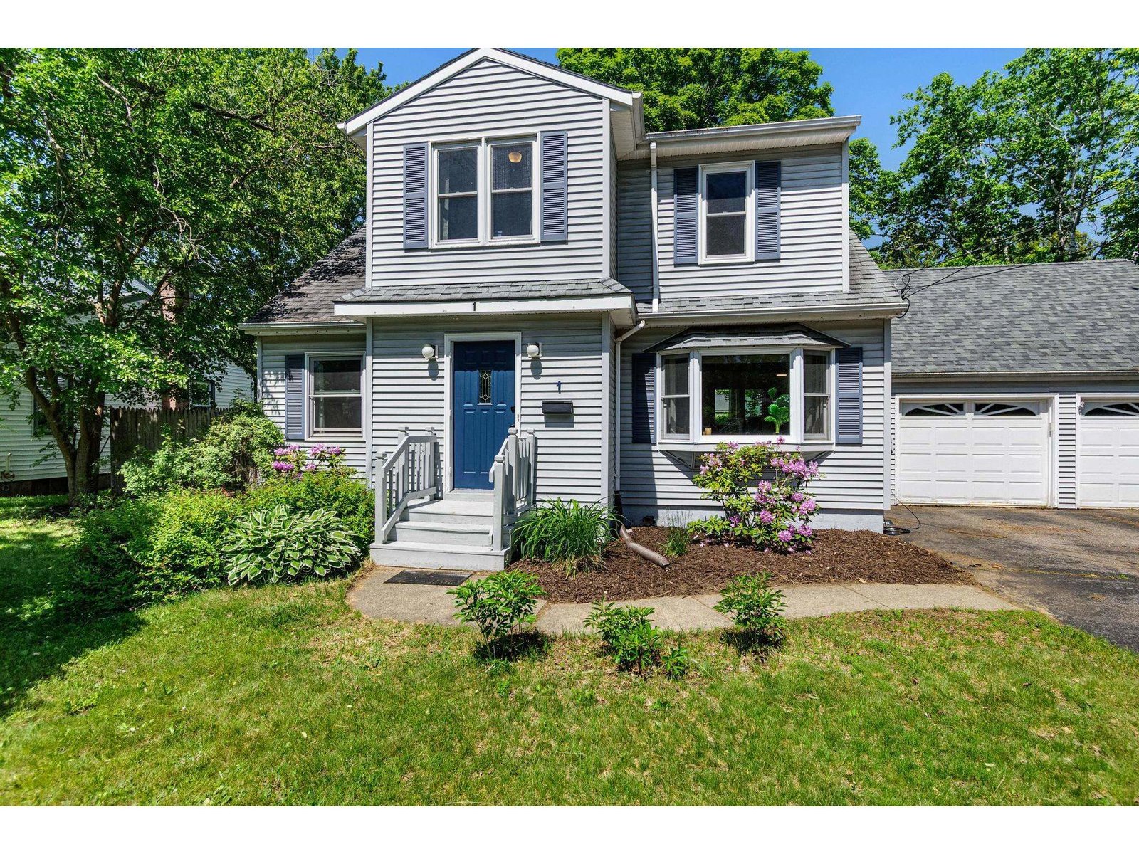 1 Hiawatha Avenue