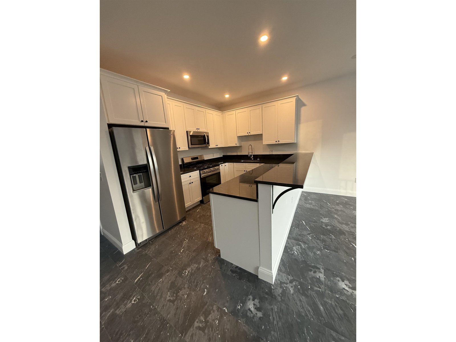 1 West Main Street, Unit 3