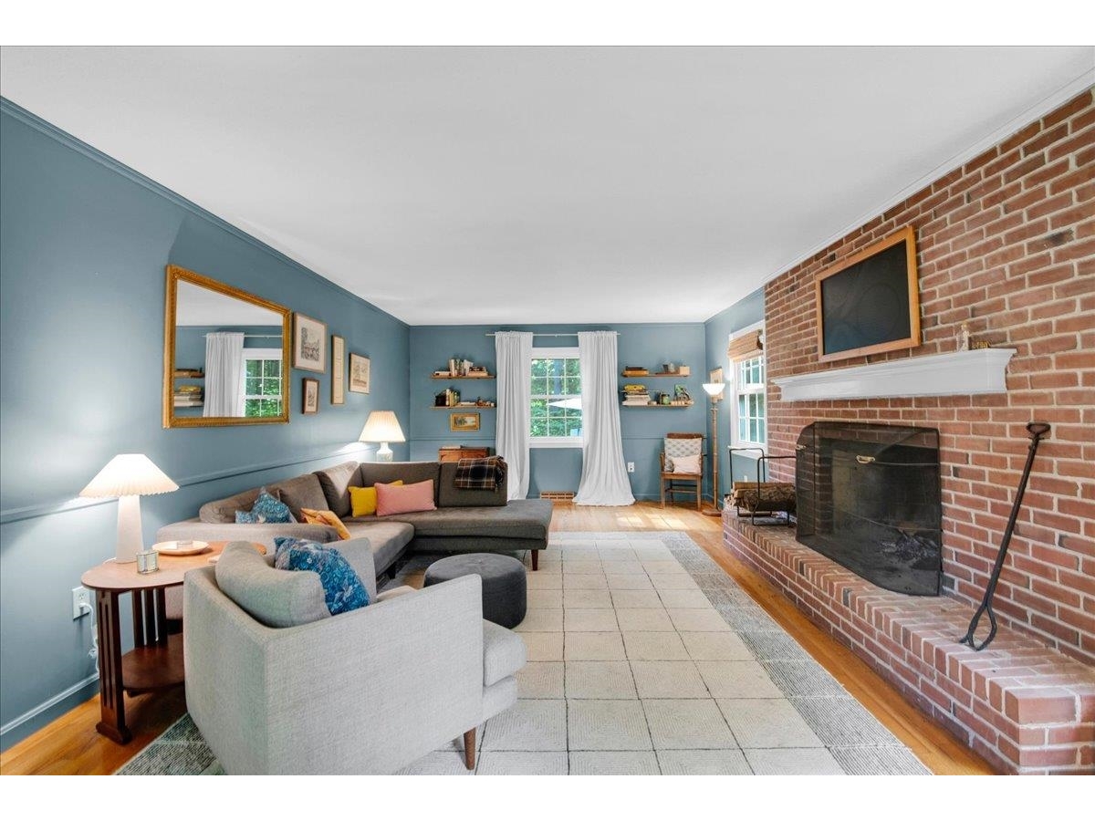 10 Birch Lane