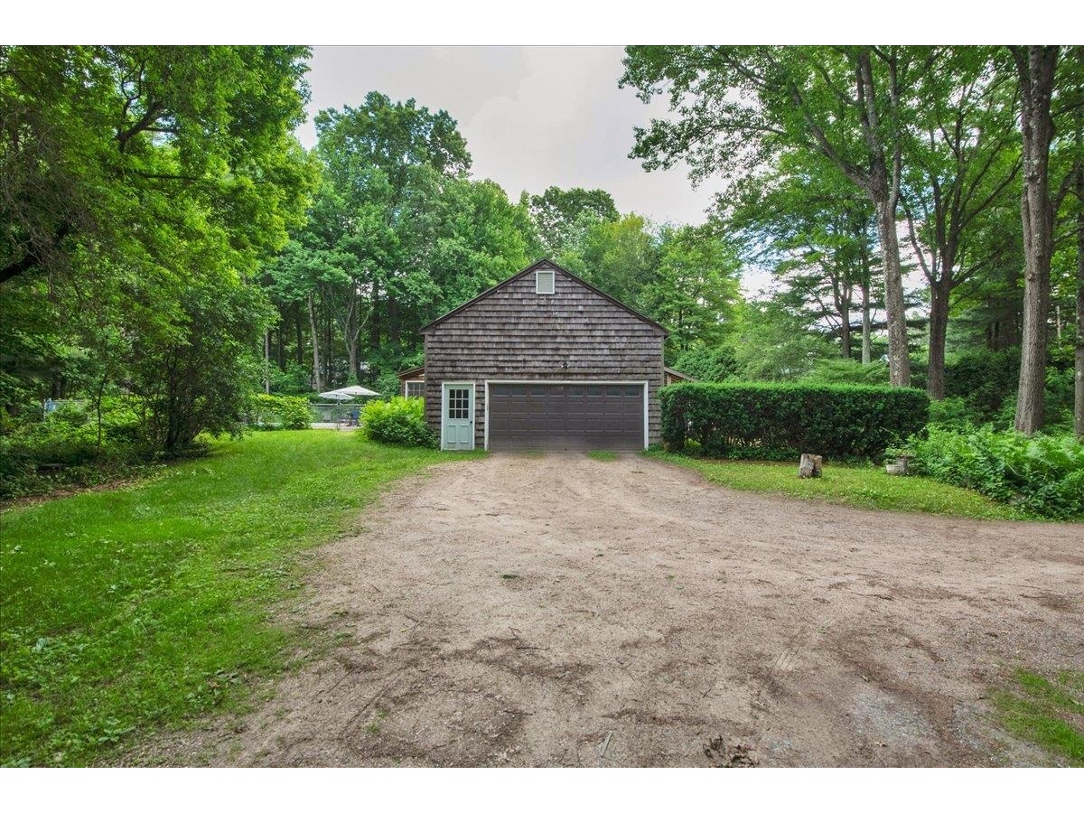 10 Birch Lane
