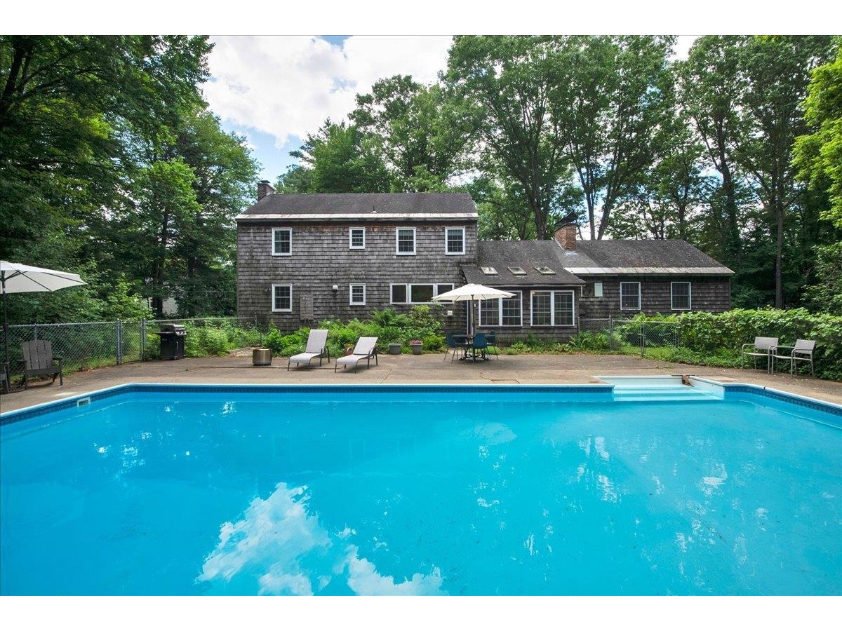 10 Birch Lane