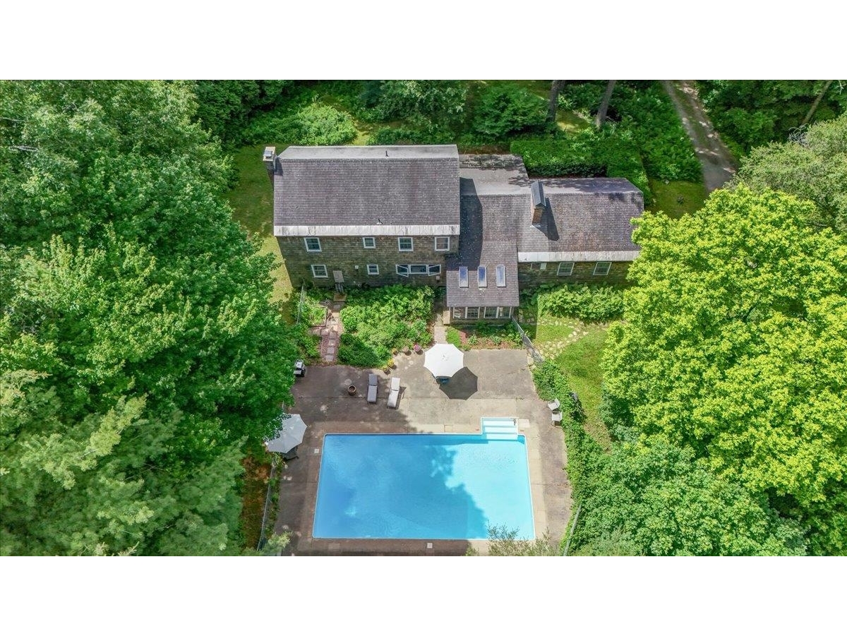 10 Birch Lane
