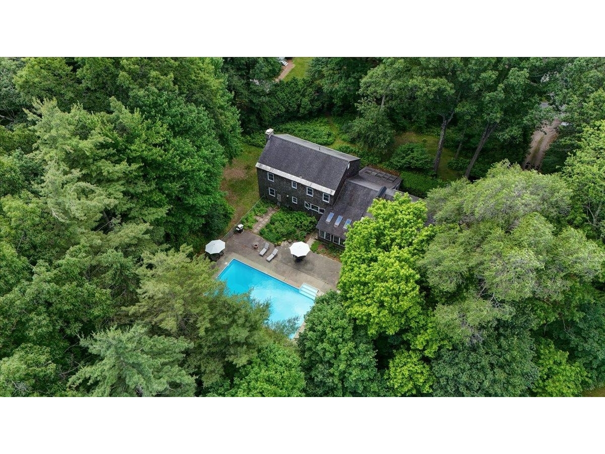 10 Birch Lane