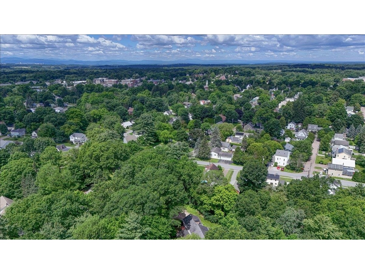 10 Birch Lane