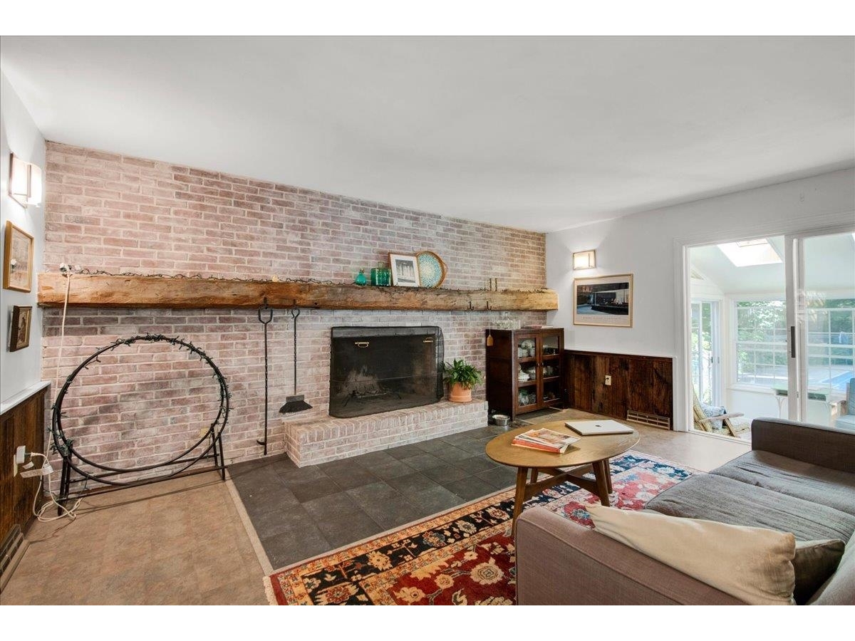 10 Birch Lane