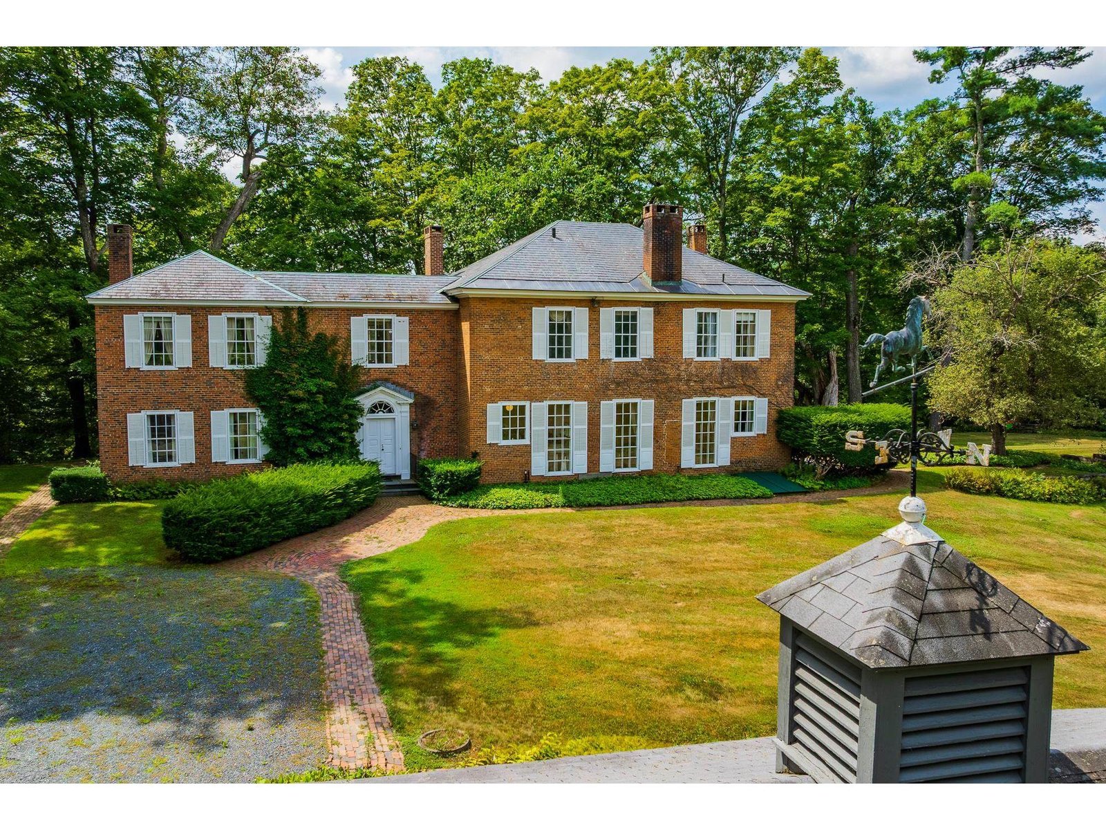 10 Bischoff Lane