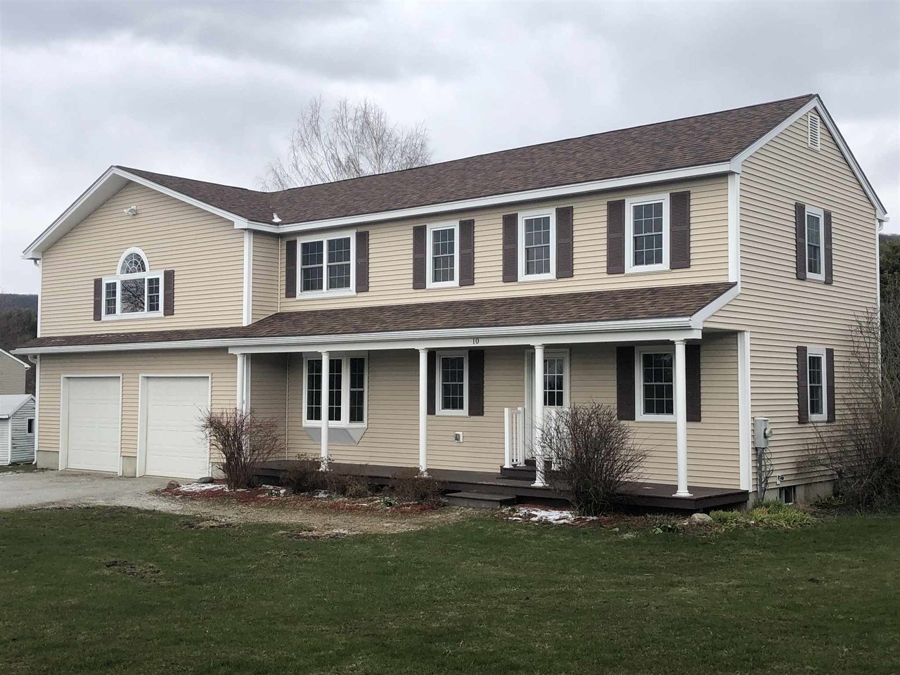 10 Clyde Allen Drive