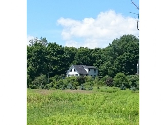 10 Cold Spring Rd