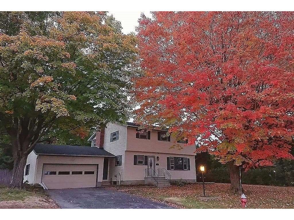 10 Country Club Drive