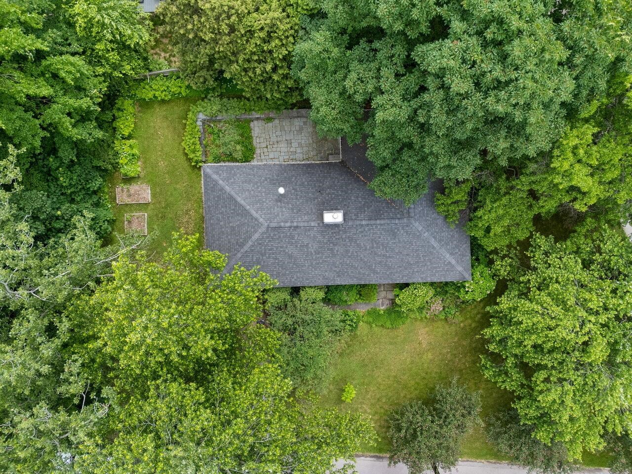 10 Crescent Road