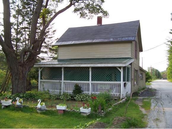 10 Cummings Street