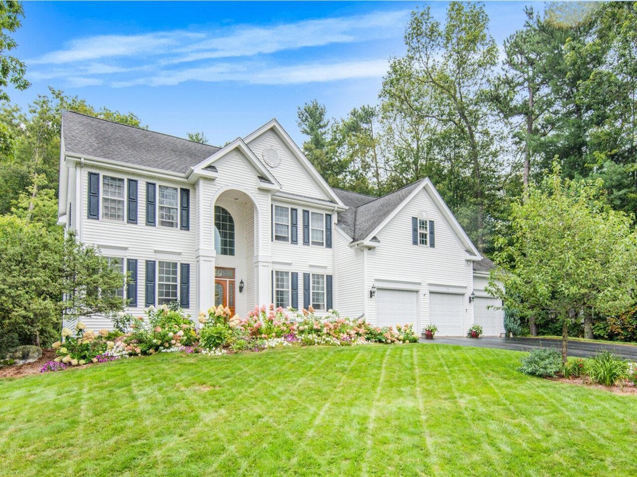 10 Debra Drive