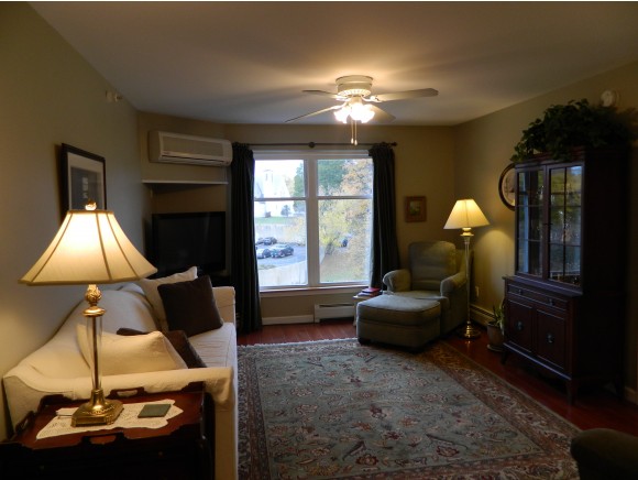 10 East St, Unit 404