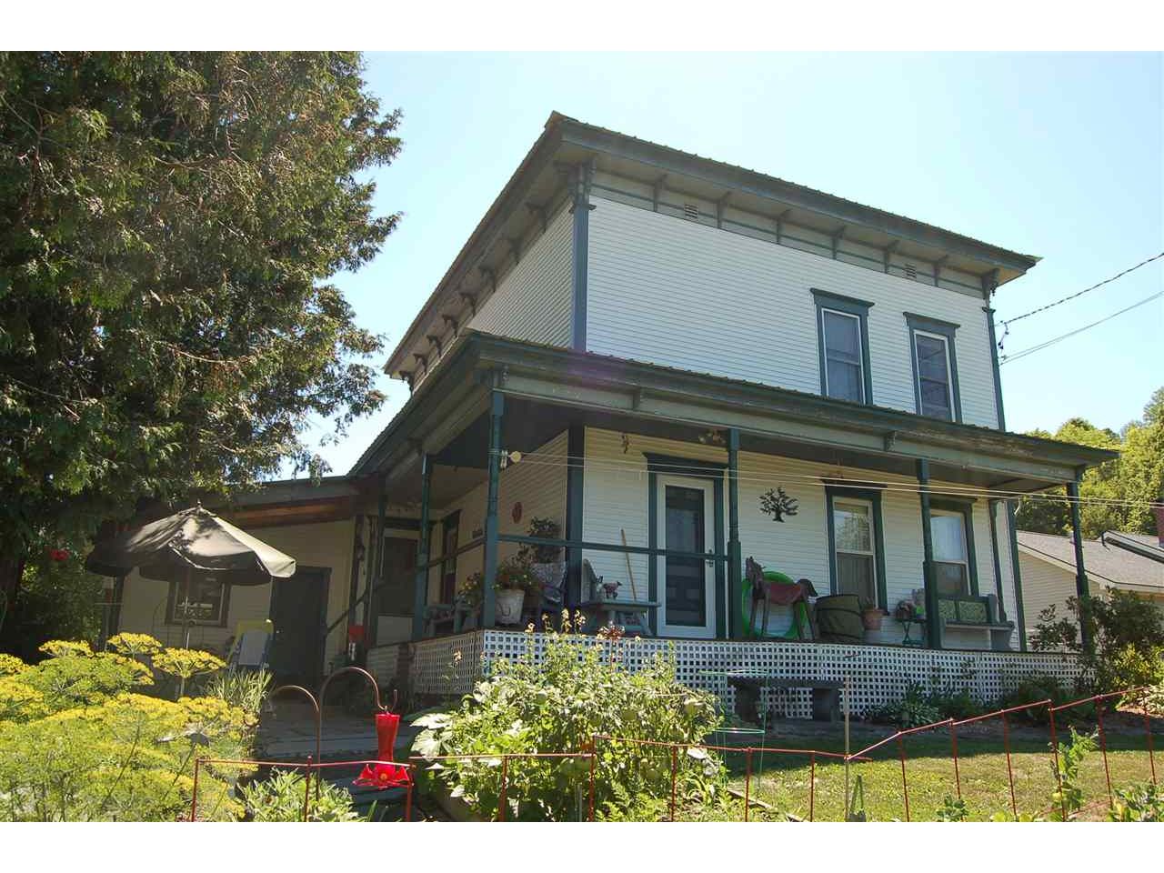 10 Elliot Street