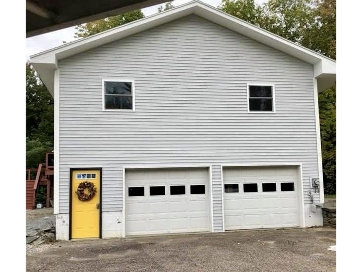 10 Ethan Allen Highway