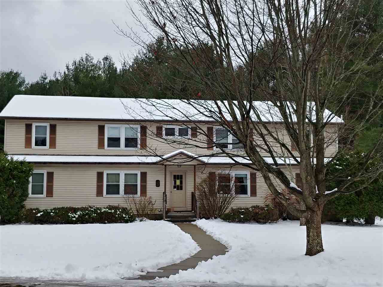10 Evergreen Drive, Unit 201