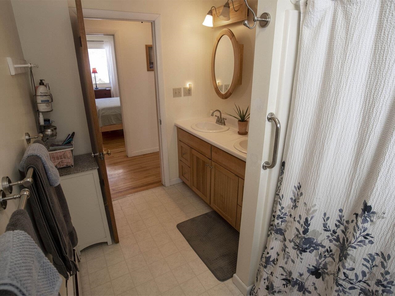 Double Sink Vanity