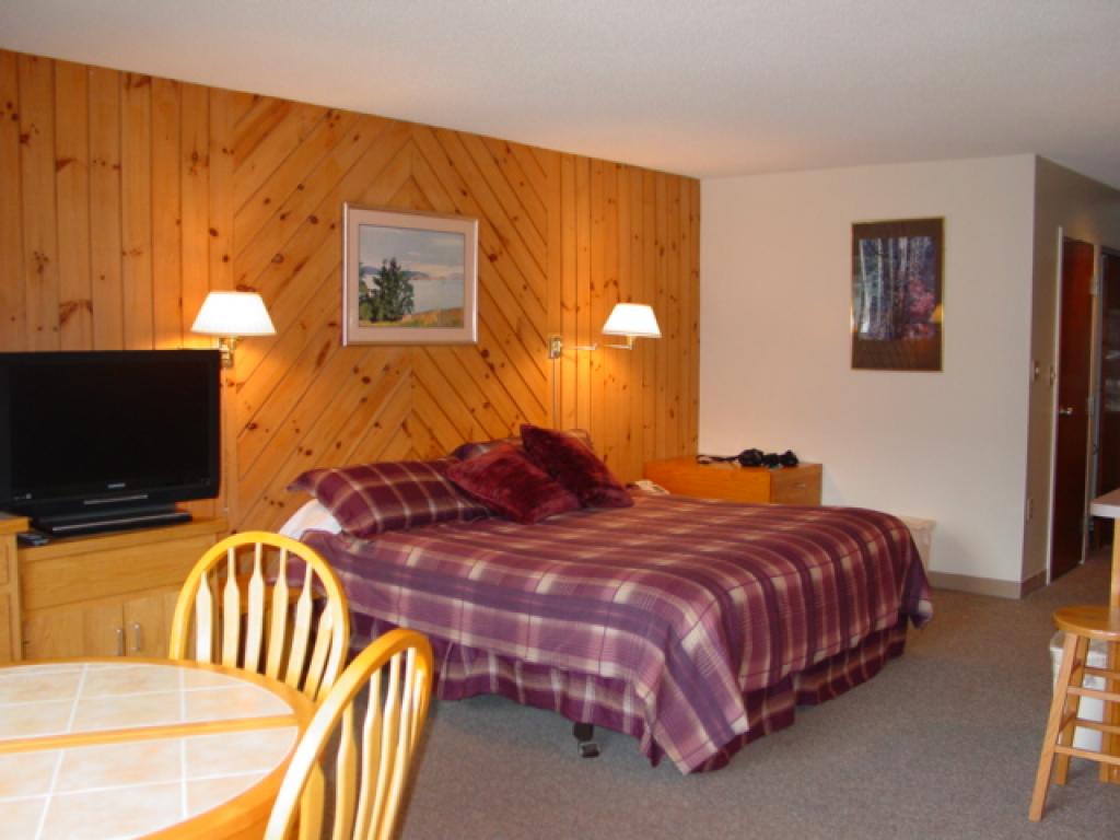 10 Hakone at Smugglers Notch Resort, Unit 10