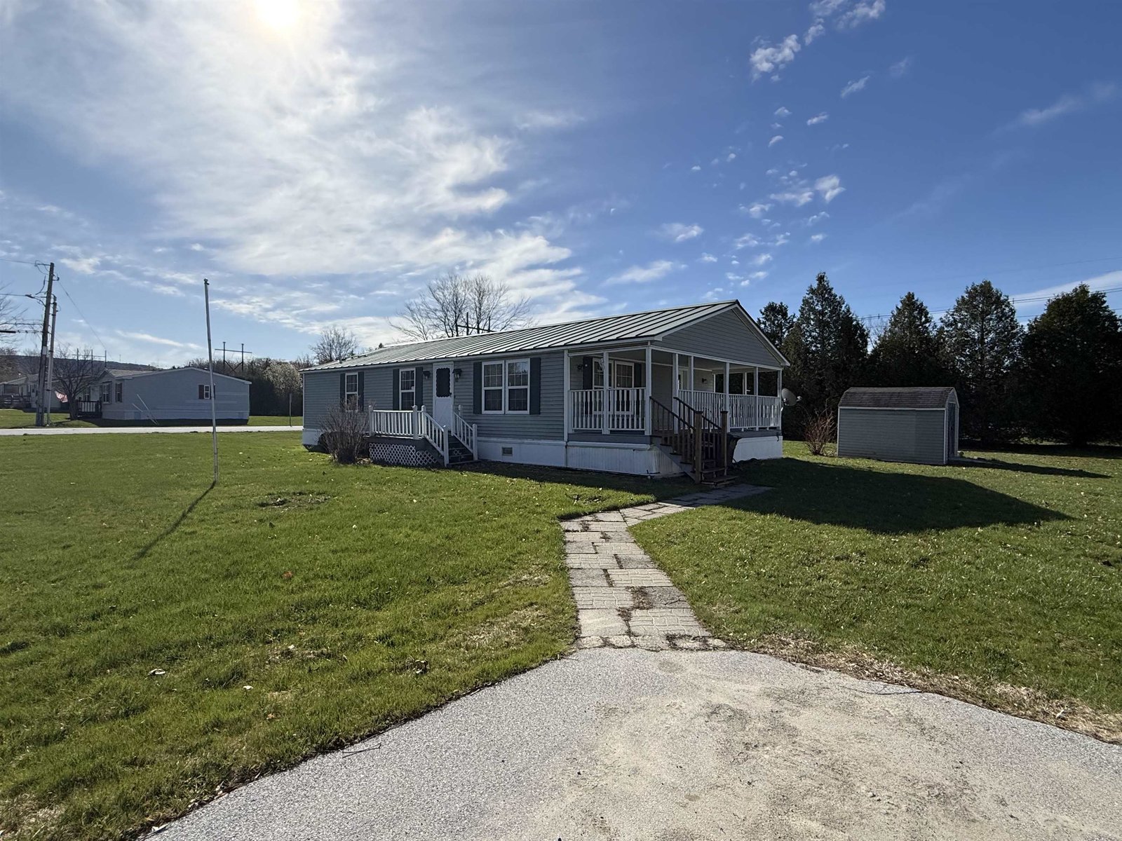 10 James Circle, St. Albans Town