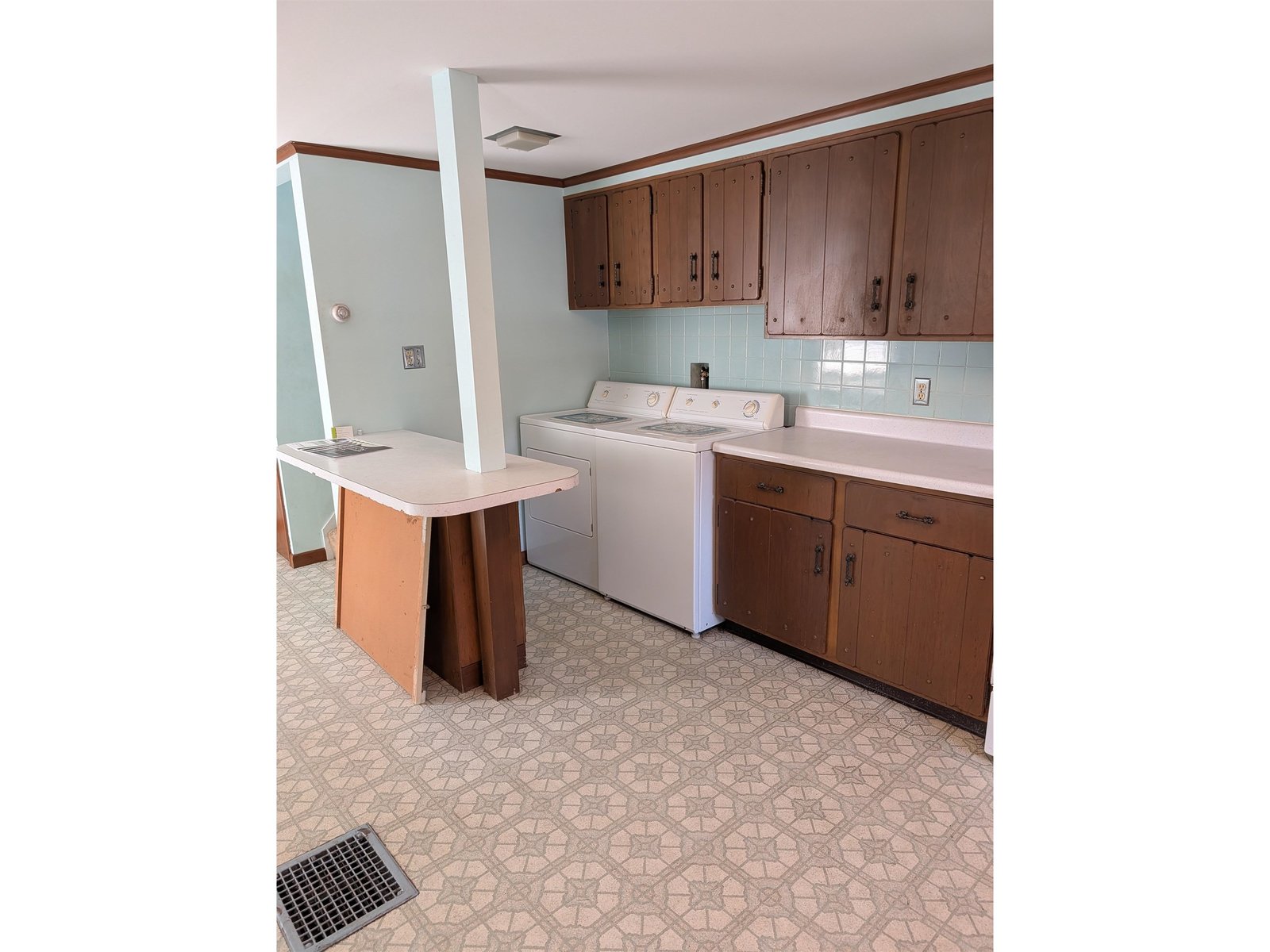 1st Floor Washier & Dryer